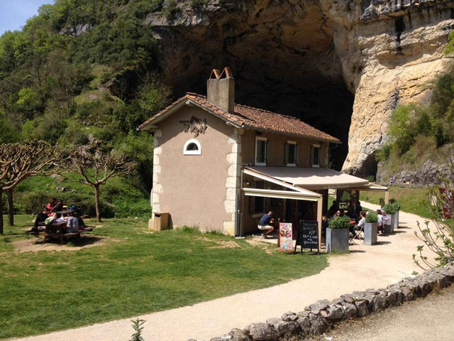 Restaurant Snack La Maison de la Grotte au Mas-d'Azil en Ariège dans les Pyrénées