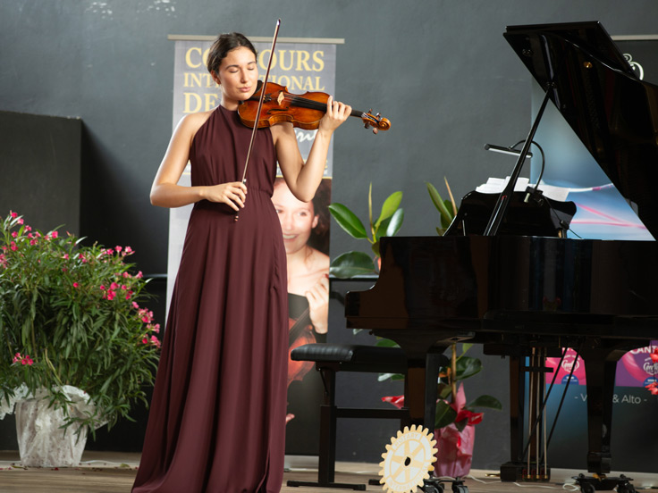 Concours international de violon Marie Cantagrill au Mas-d'Azil en Ariège dans les Pyrénées