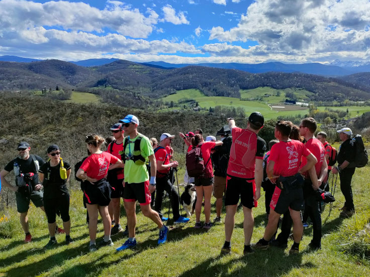 Accueil des groupes au camping 3 étoiles avec piscine Le Petit Pyrénéen en Ariège, dans les Pyrénées